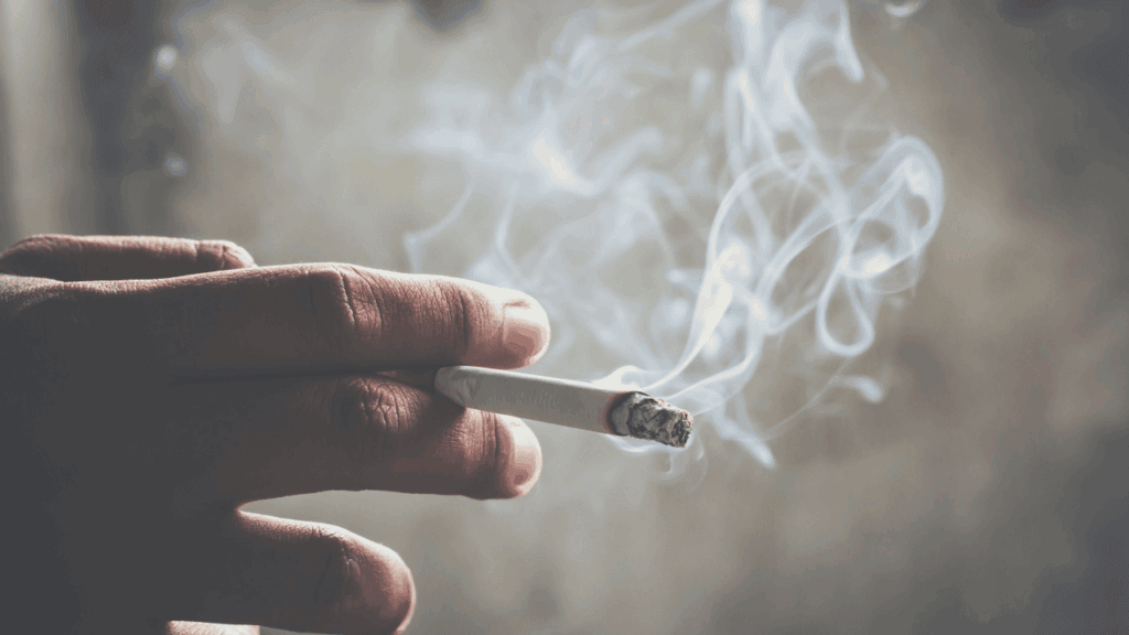 父母若有吸菸，也會提升自身與家中小孩罹患白血病的機會，也會讓白血病症狀更明顯。